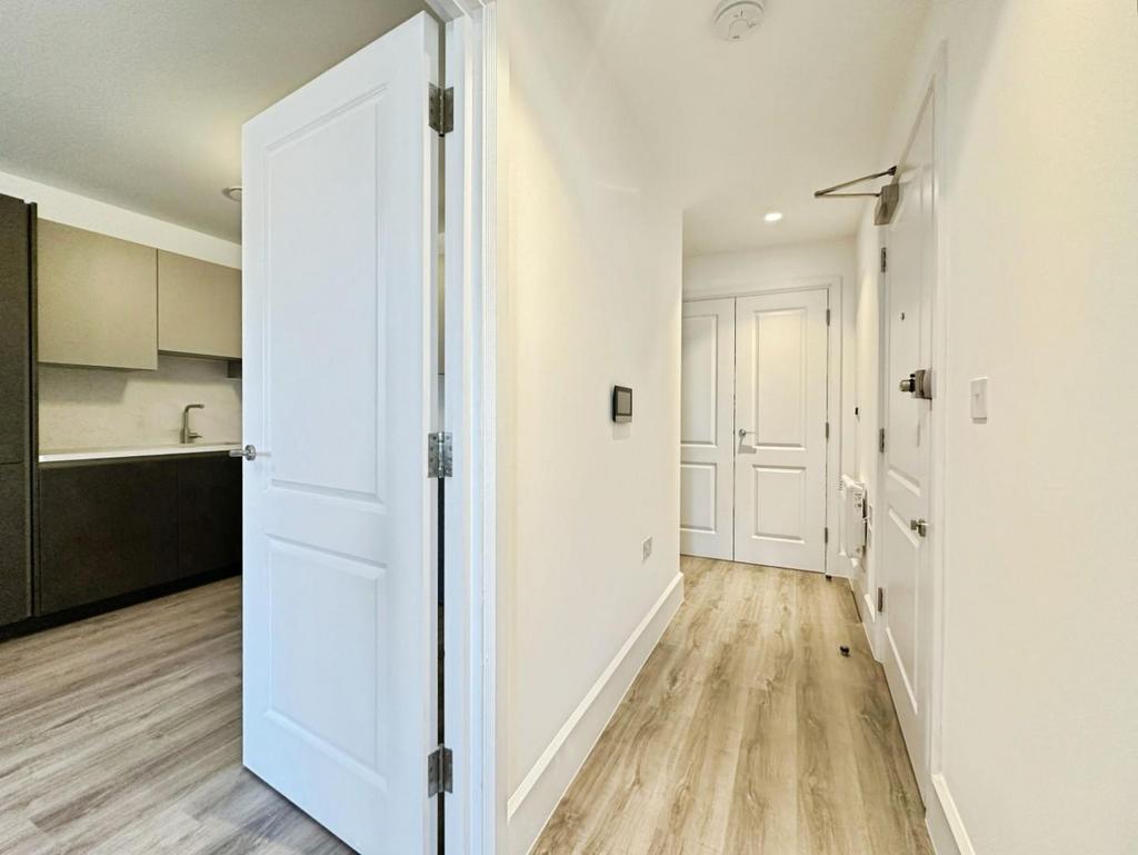 Hallway.jpg