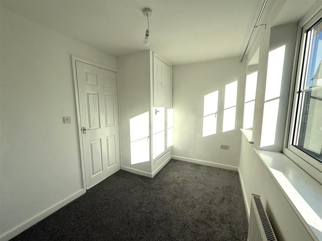 84 TALBOT BED.jpeg