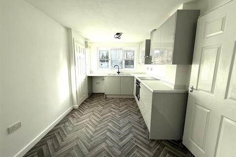 2 bedroom end of terrace house for sale, Talbot Street, Rugeley