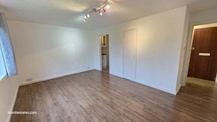 Studio room