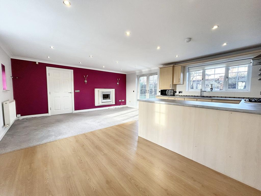 Kitchen/Diner/Lounge