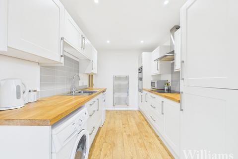 undefined, Hawleys Lane, Aylesbury HP22