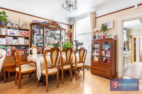 undefined, Cheddington Road, London, N18