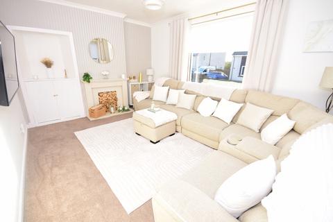 undefined, West Avenue, Uddingston