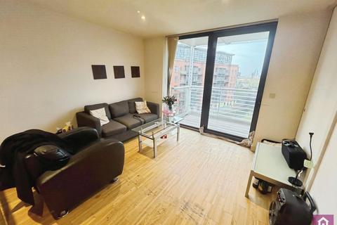 2 bedroom flat for sale, St Georges Island, 5 Kelso Place, Manchester City Centre, M15