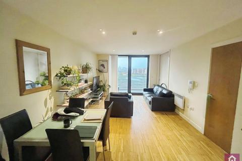 2 bedroom flat for sale, St Georges Island, 5 Kelso Place, Manchester City Centre, M15