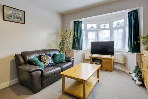 undefined, King Edward Avenue, Rainham RM13