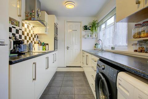 undefined, King Edward Avenue, Rainham RM13