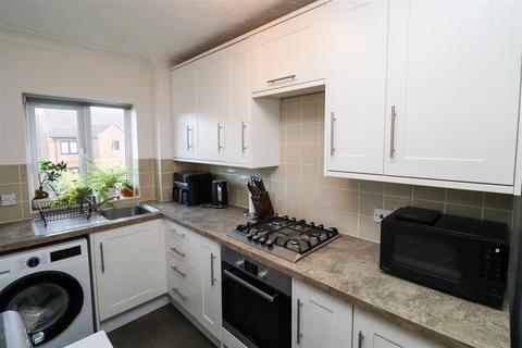 undefined, Oasthouse Drive, Fleet GU51