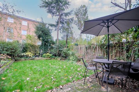 2 bedroom apartment for sale, Highbury New Park, N5