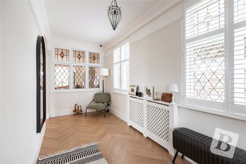 4 bedroom detached house for sale, Aldborough Road, Upminster, RM14