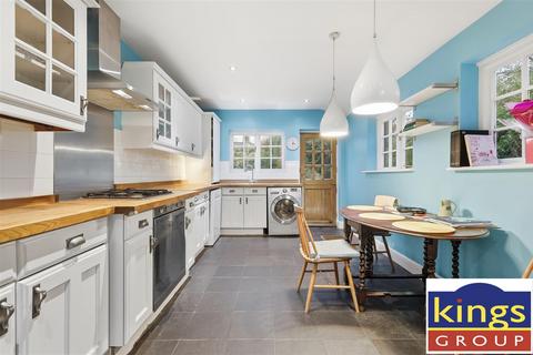 2 bedroom house for sale, Government Row, Enfield