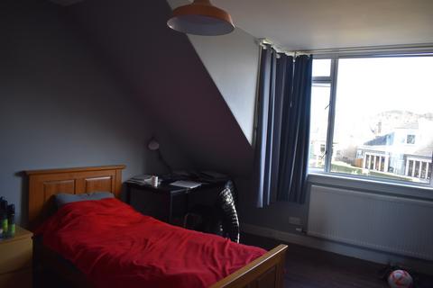 undefined, Greenbank Crescent, Edinburgh, EH10