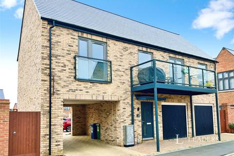 2 bedroom coach house to rent, Ailwyn Road, PE19