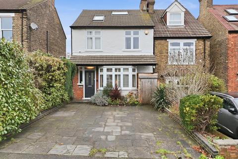 Gordon Hill, Enfield