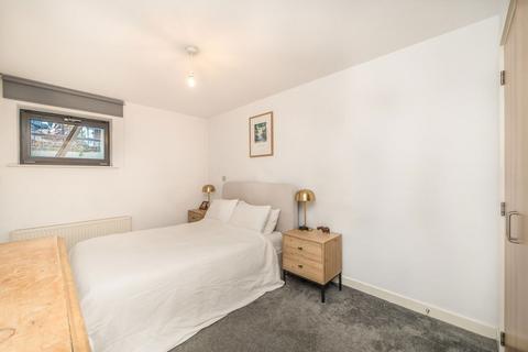 undefined, Scott Avenue, London SW15