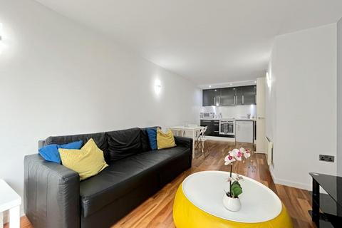 2 bedroom flat to rent, Whitehall Waterfront, 2 Riverside Way, Leeds
