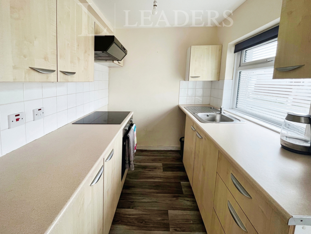 Fc345440-Kitchen