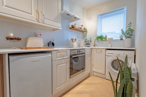 1 bedroom ground floor flat for sale, Bisell Way, Brierley Hill DY5