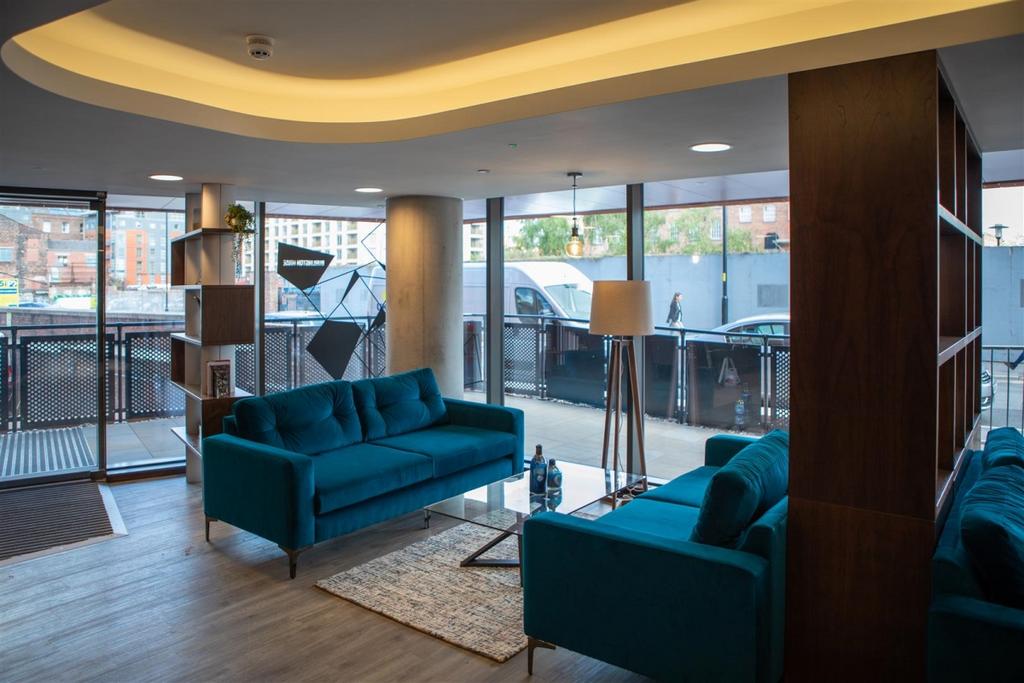 Communal Area (2)