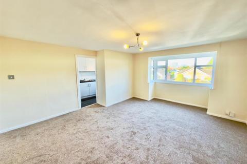 2 bedroom apartment to rent - High Ash Drive, Leeds LS17