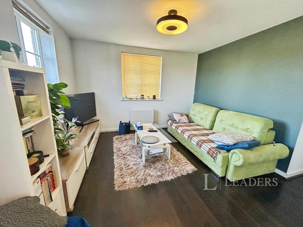 03 - Living room