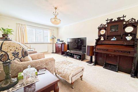 4 bedroom detached house for sale, Moel Famau View, Liverpool, L17