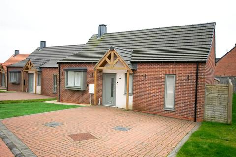 2 bedroom bungalow for sale, Williams Way, Grimsby, Lincolnshire, DN33