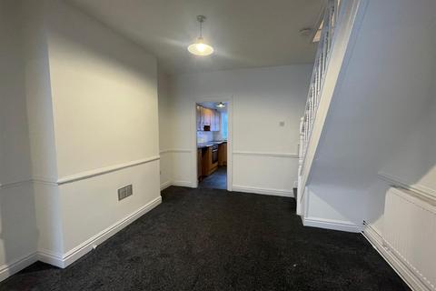 2 bedroom terraced house to rent, Sandbeck Street, Liverpool L8