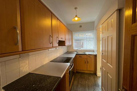 2 bedroom terraced house to rent, Sandbeck Street, Liverpool L8