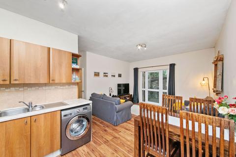 2 bedroom apartment for sale, Riverside Court, Woodhead Road, Holmbridge, HD9