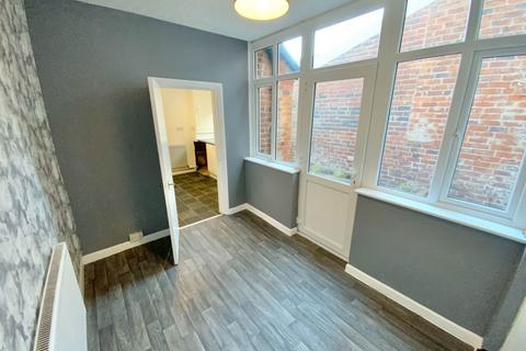 3 bedroom terraced house for sale, Compton Road, Cradley Heath B64
