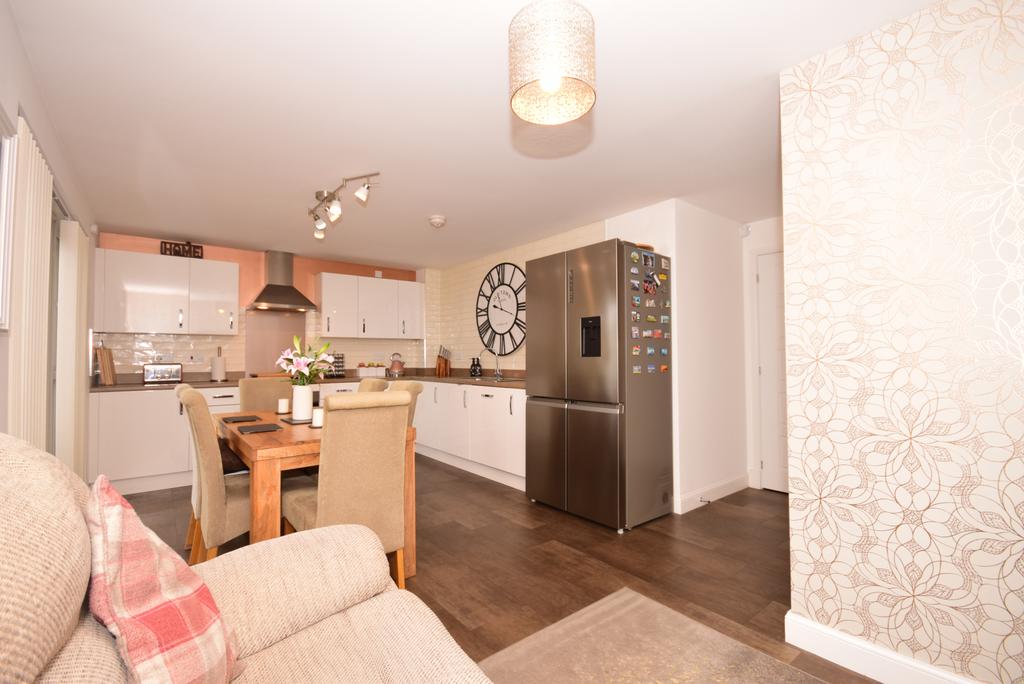 Kitchen/Dining/Family