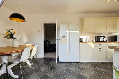 3 bedroom semi-detached house for sale, Malvern Avenue, Lancashire PR1