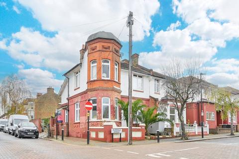 undefined, Glendale Avenue, N22, Wood Green, London, N22
