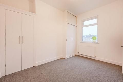undefined, Myddleton Road, N22, Bounds Green, London, N22