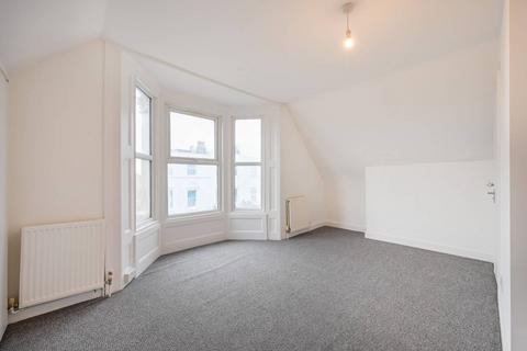 undefined, Myddleton Road, N22, Bounds Green, London, N22