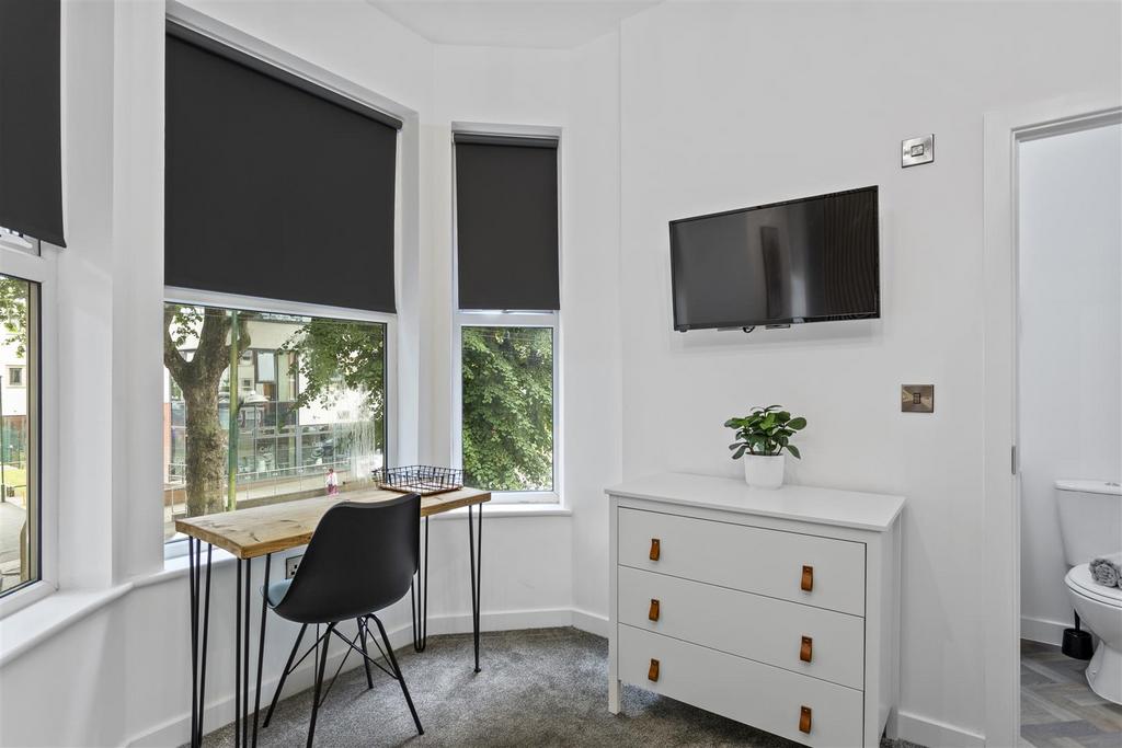 Copy of IF6 A3135.jpg