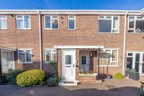 IMPERIAL AVENUE, Westcliff-On-Sea