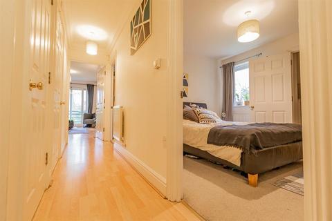 2 bedroom flat to rent, Water Eaton Road, Oxford, , OX2