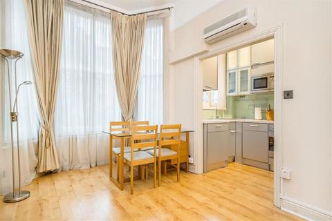 2 bedroom flat to rent, Edith Grove, London SW10