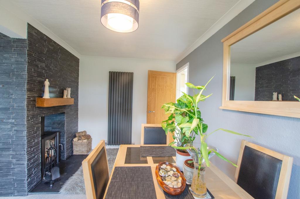 18 Lanhydrock View TPS Bodmin 01208 74182-10