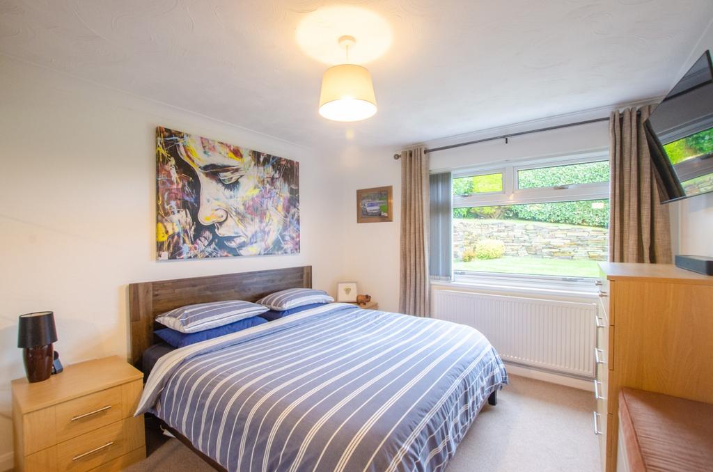 18 Lanhydrock View TPS Bodmin 01208 74182-07