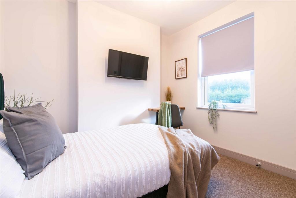 21 castle rd low-res-38.jpg