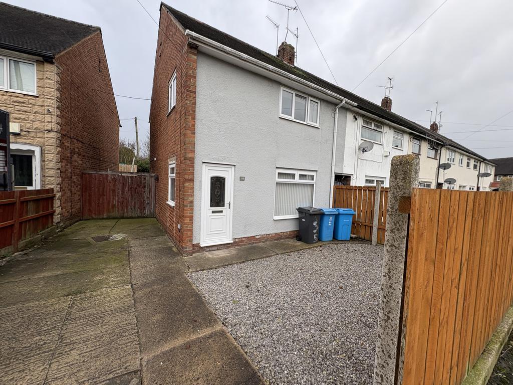 Three Bedroom End Terrace Waveney Road, Hull HU8