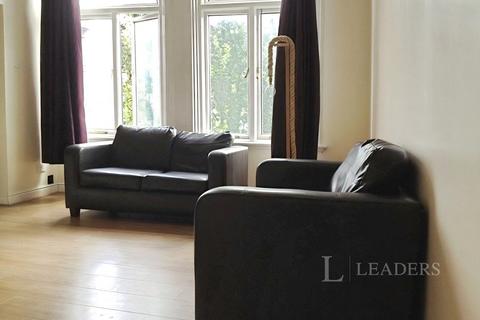 3 bedroom flat to rent, Wilmslow Road, Manchester, M20