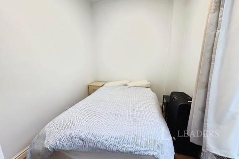 3 bedroom flat to rent, Wilmslow Road, Manchester, M20