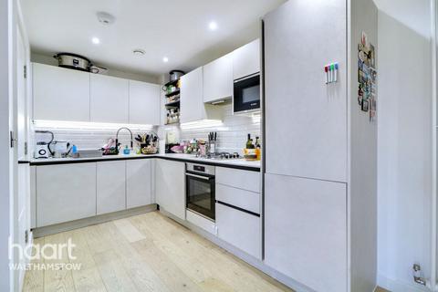 2 bedroom terraced house for sale, Manby Walk, Walthamstow
