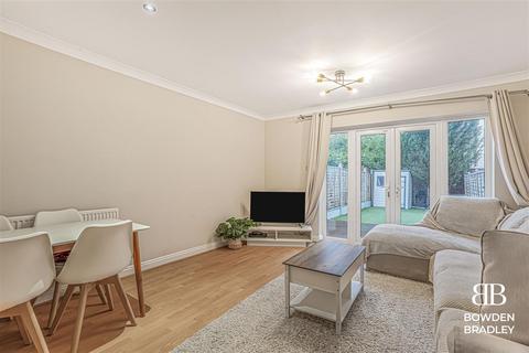 undefined, Maple Close, Hainault