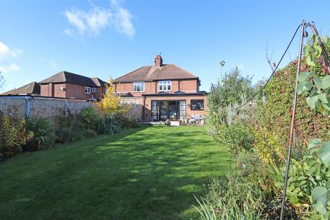 undefined, Queens Road, Thame